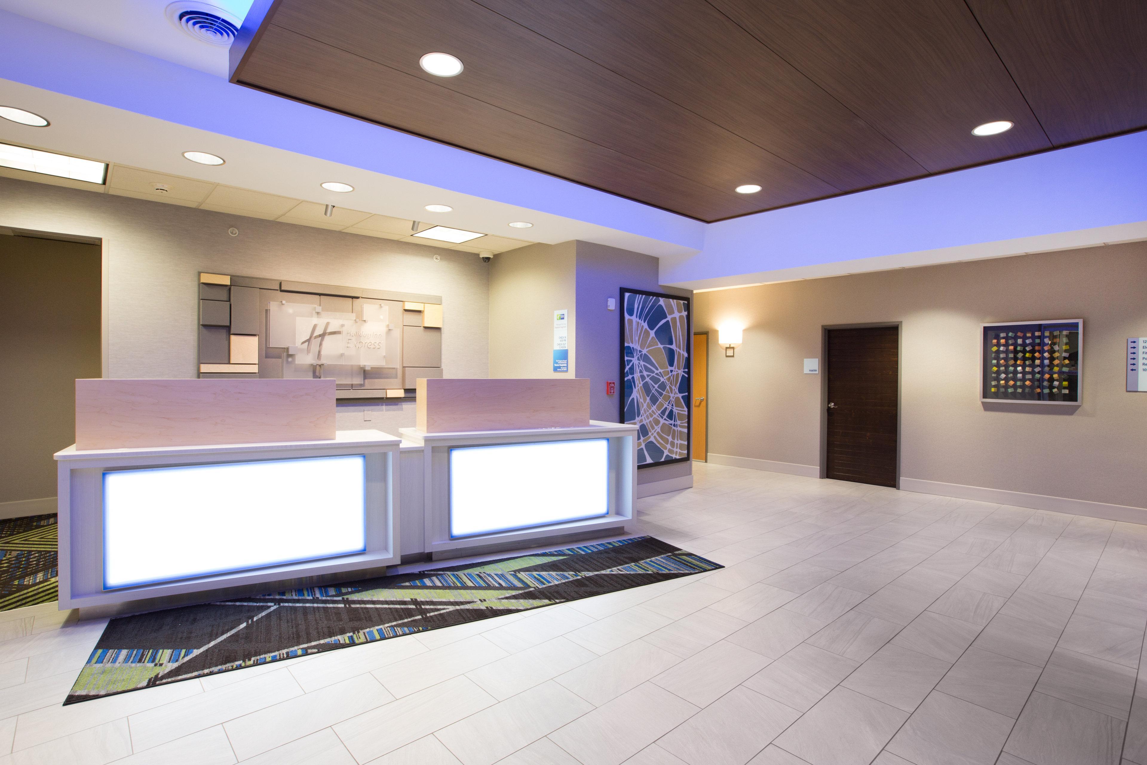 Holiday Inn Express Hastings By Ihg Bagian luar foto