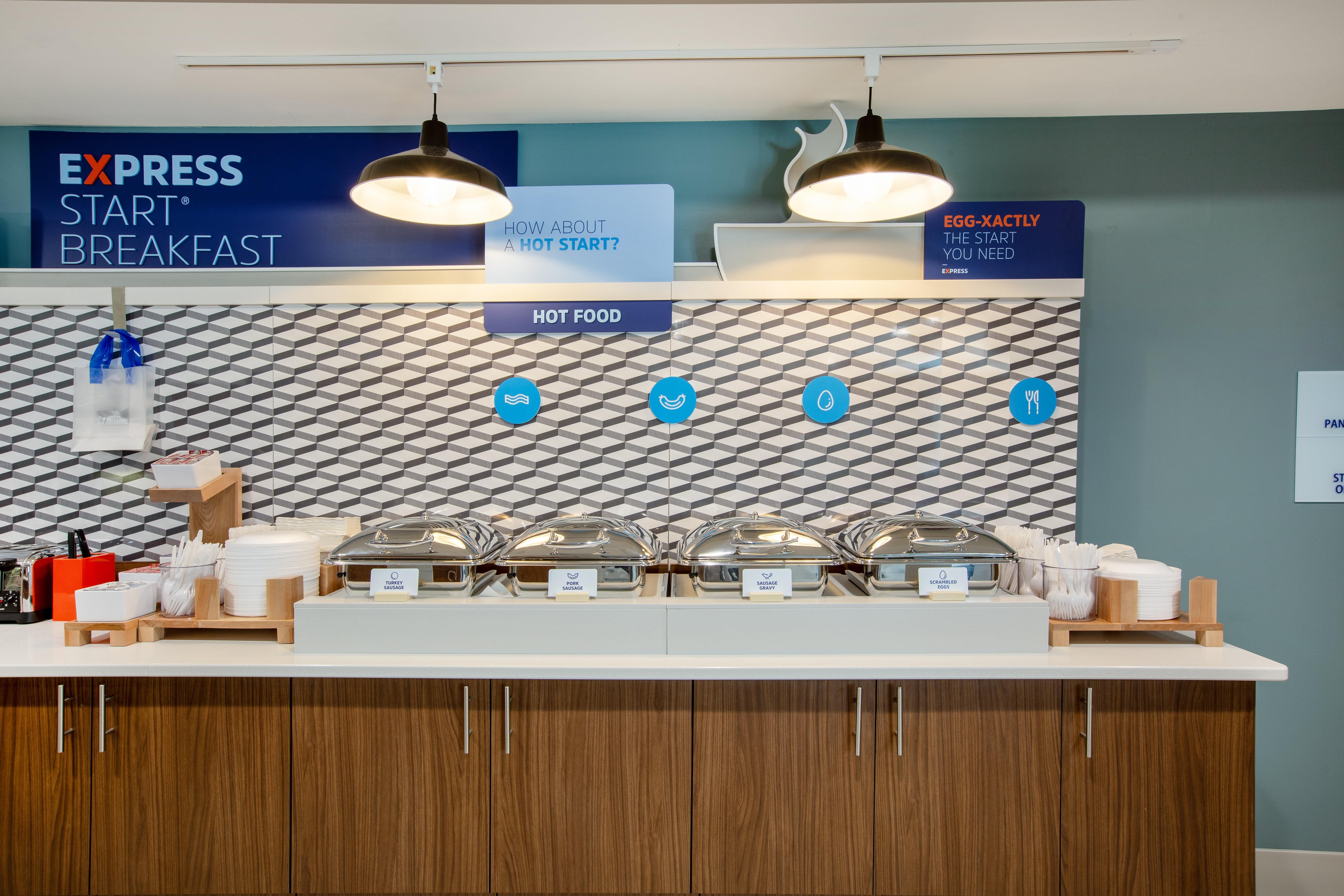 Holiday Inn Express Hastings By Ihg Bagian luar foto