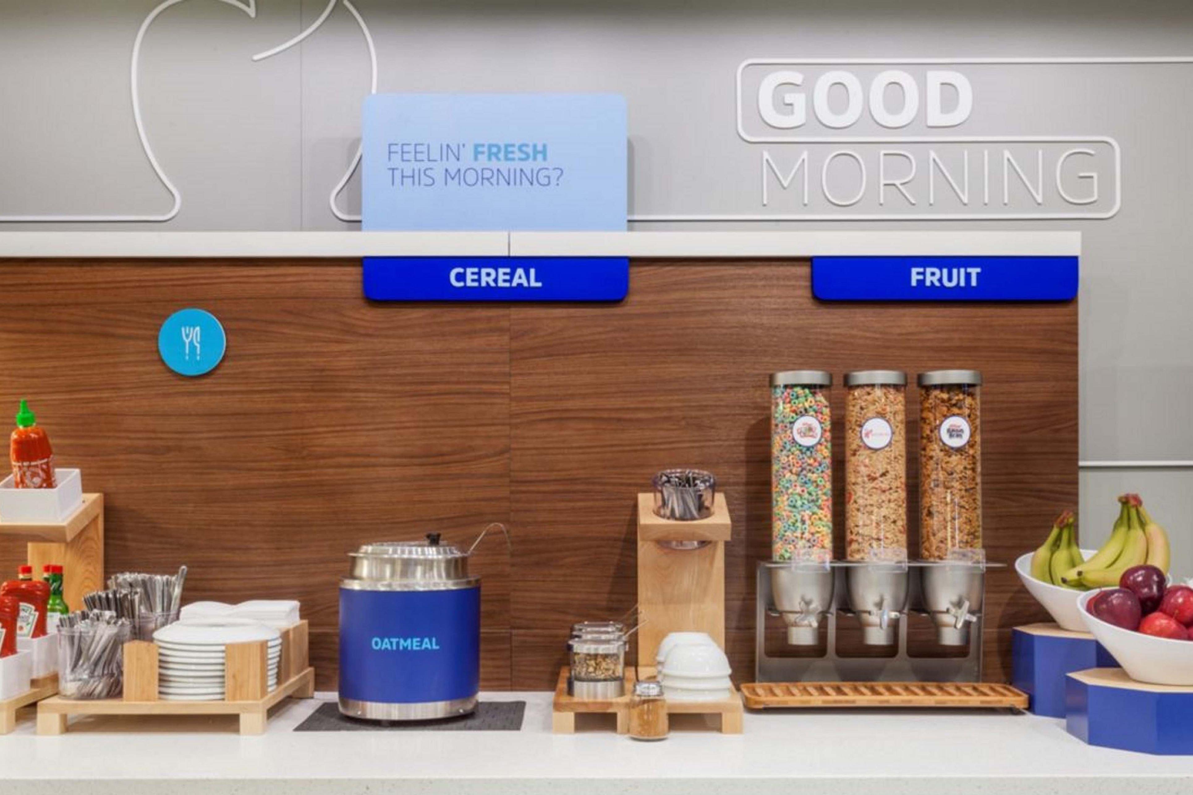 Holiday Inn Express Hastings By Ihg Bagian luar foto
