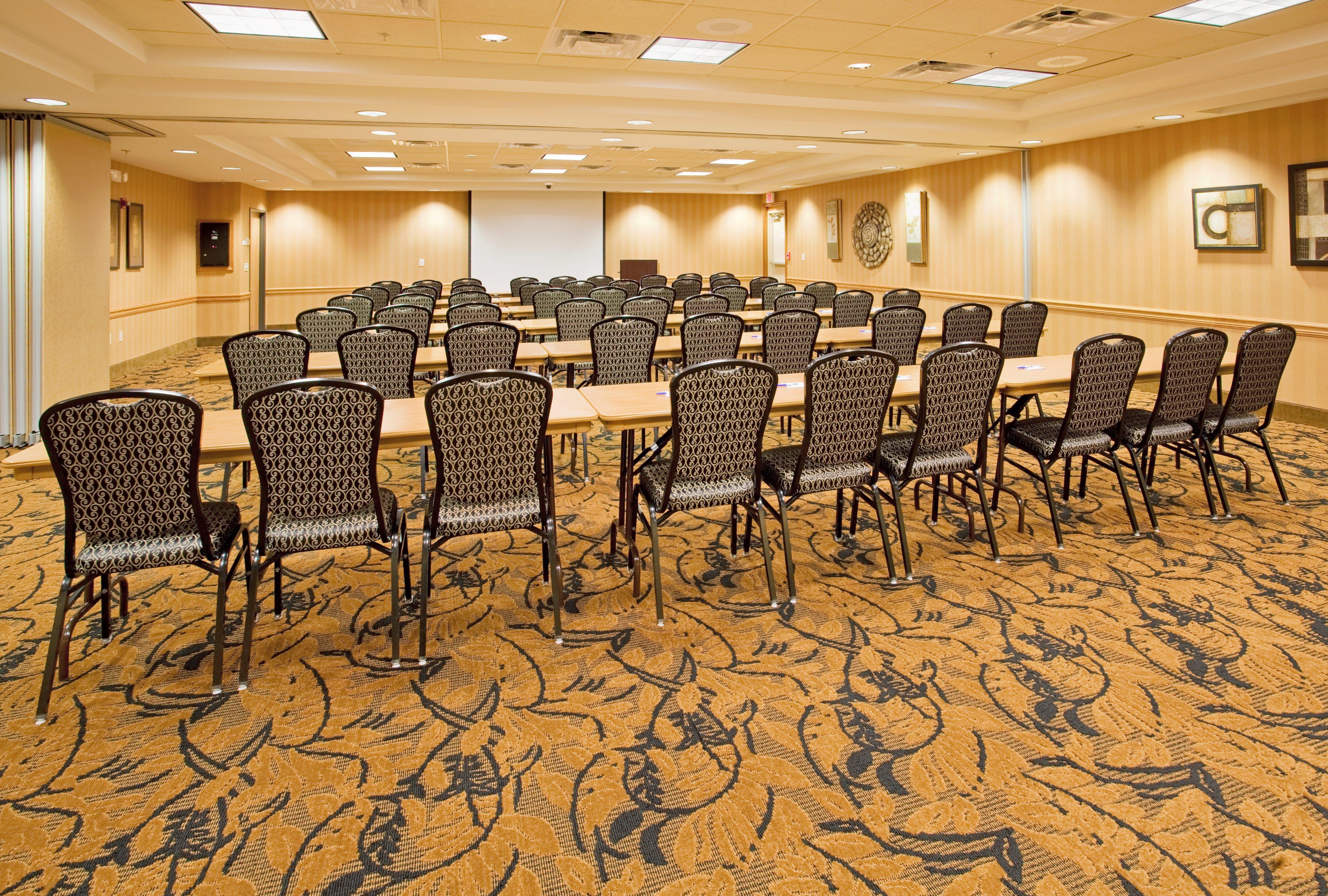 Holiday Inn Express Hastings By Ihg Bagian luar foto