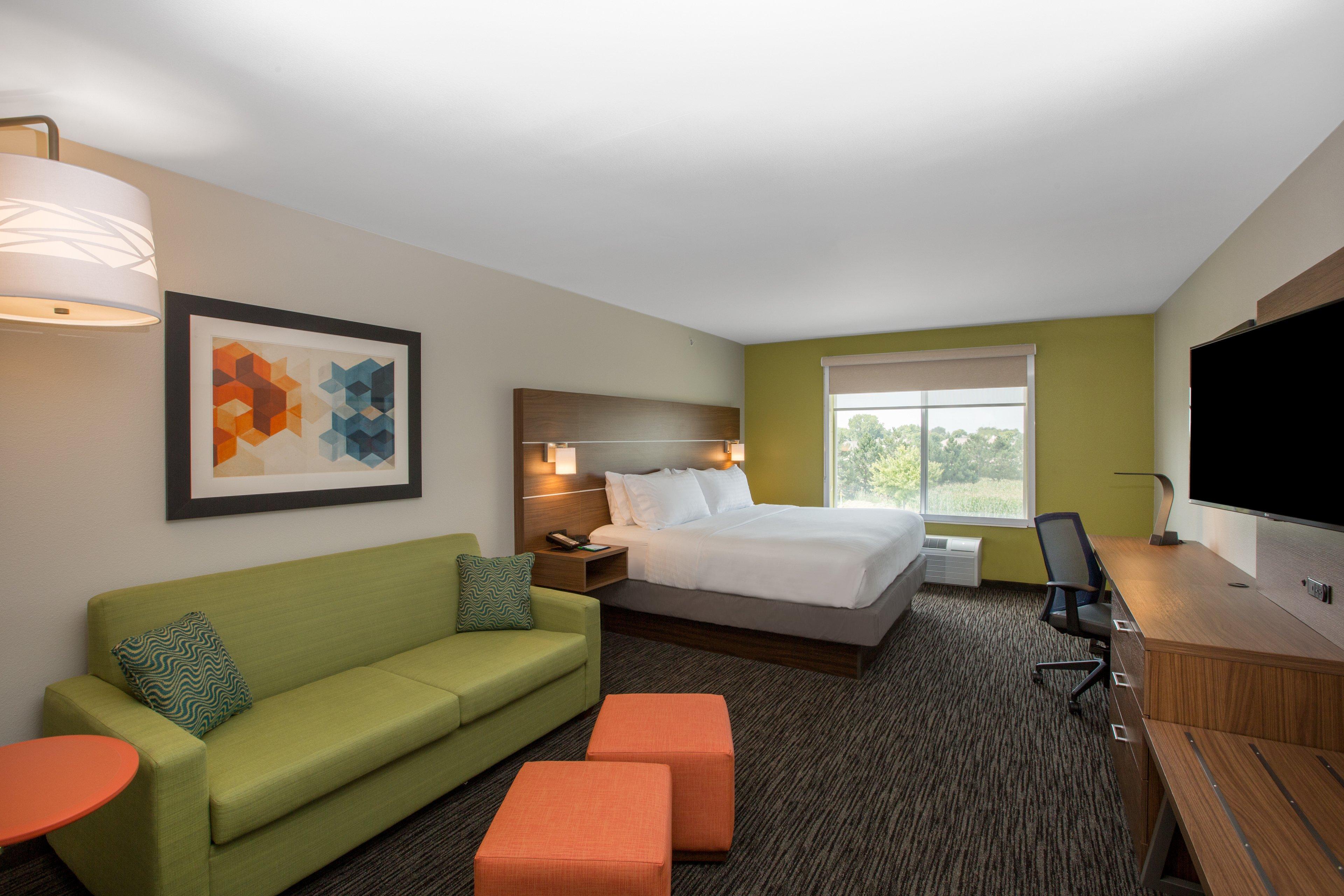 Holiday Inn Express Hastings By Ihg Bagian luar foto
