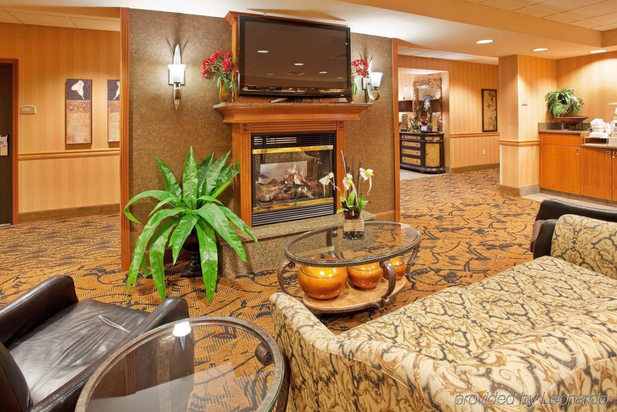 Holiday Inn Express Hastings By Ihg Bagian luar foto